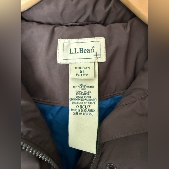 L.L. Bean Brown Puffer Coat - Picture 2 of 6